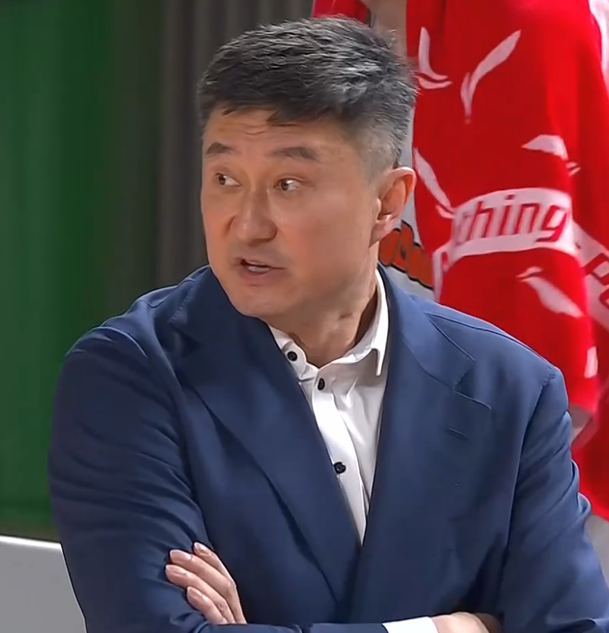 开云下载-领先18分被逆转！广东2分惜败新疆，胡明轩绝杀遗憾偏出