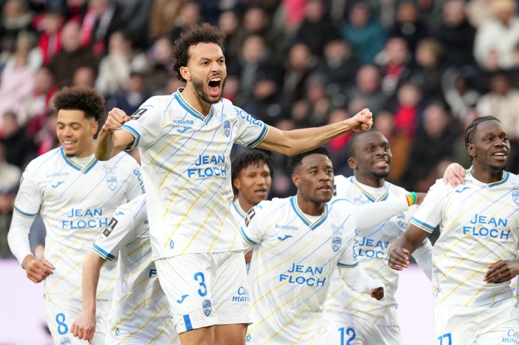 开云线上入口-外媒：罗马有意洛里昂后卫塔尔比，球员被估价约700万欧